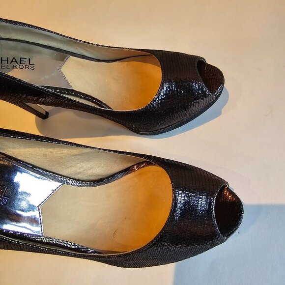 Michael Kors  black Pump - Picture 2 of 9